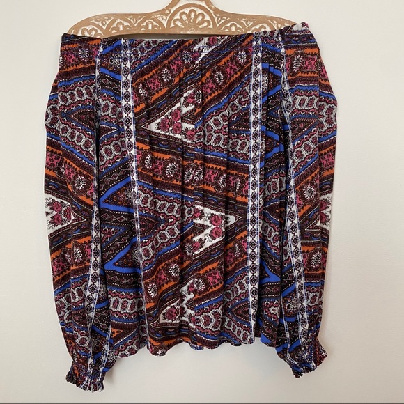 Eight Sixty Smocked Off the Shoulder Printed Top - Picture 4 of 5